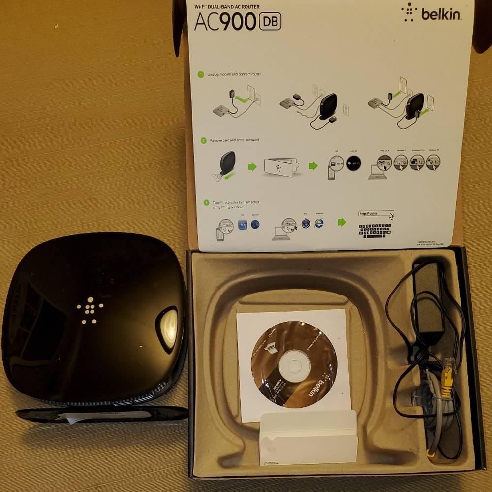 Used Router - Picture 3 of 4